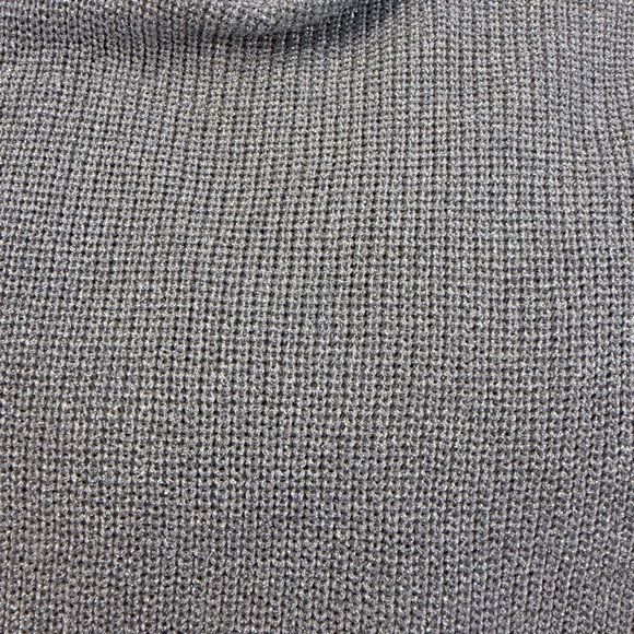 Suzelle Metallic Silver Knit Top - Picture 4 of 6